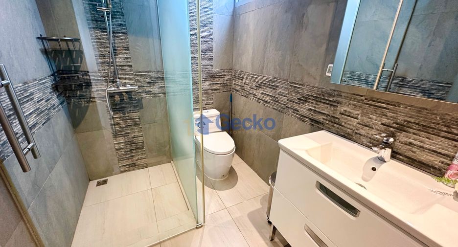 For sale 1 bed condo in Pratumnak, Pattaya