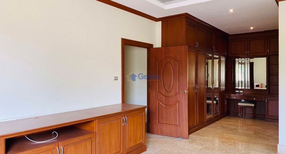 À vendre 5 chambres maison à East Pattaya, Pattaya