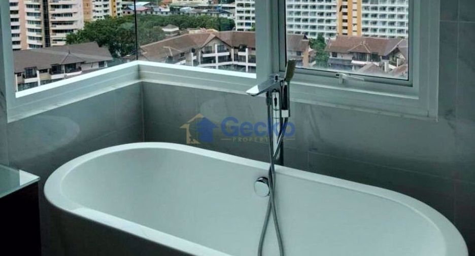 For sale 2 bedrooms condo in South Pattaya, Pattaya