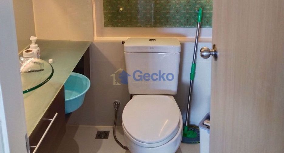 For sale 2 bedrooms condo in South Pattaya, Pattaya