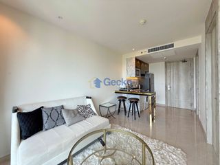 Condo en alquiler y en venta de 1 habitaciones en Bang Lamung, Chonburi