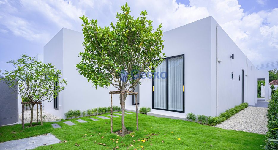 For sale 3 bedrooms house in East Pattaya, Pattaya