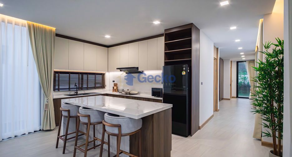 For sale 3 bedrooms house in East Pattaya, Pattaya