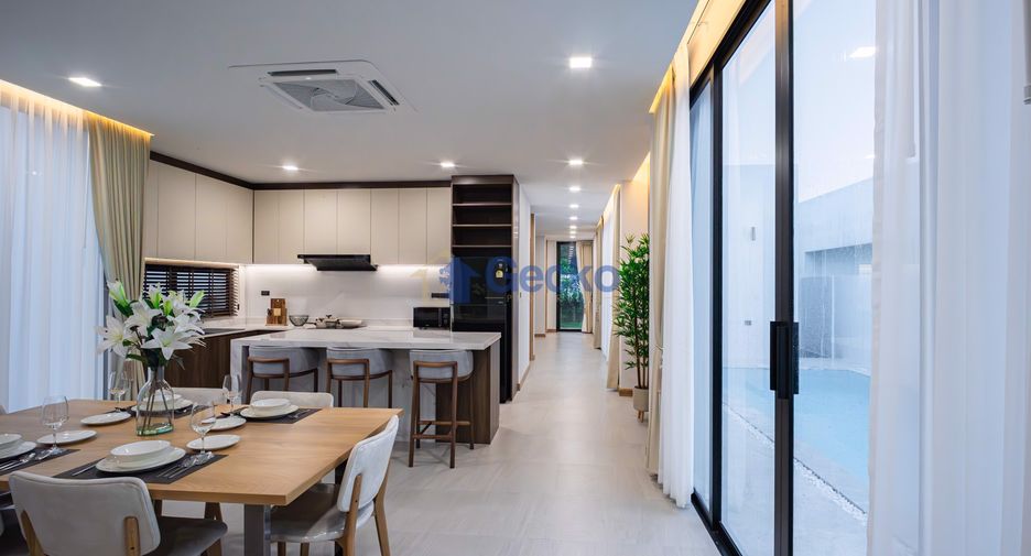 For sale 3 bedrooms house in East Pattaya, Pattaya