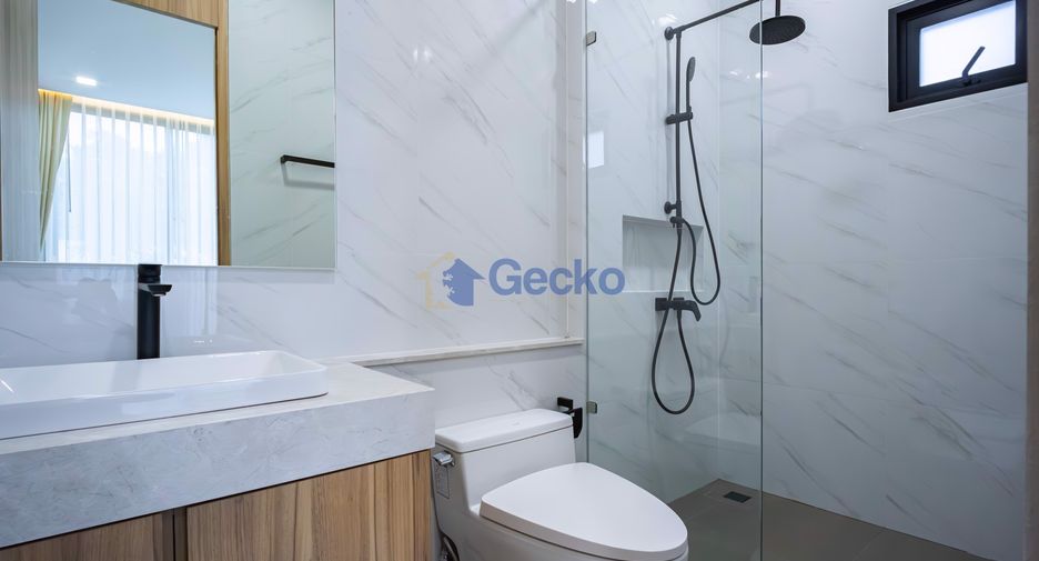 For sale 3 bedrooms house in East Pattaya, Pattaya