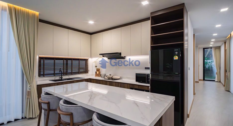 For sale 3 bedrooms house in East Pattaya, Pattaya