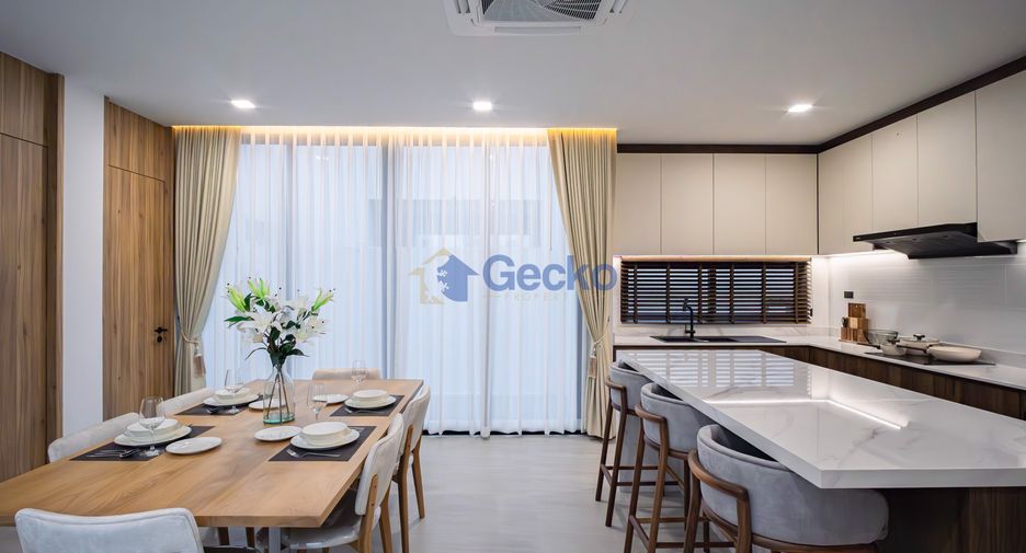 For sale 3 bedrooms house in East Pattaya, Pattaya
