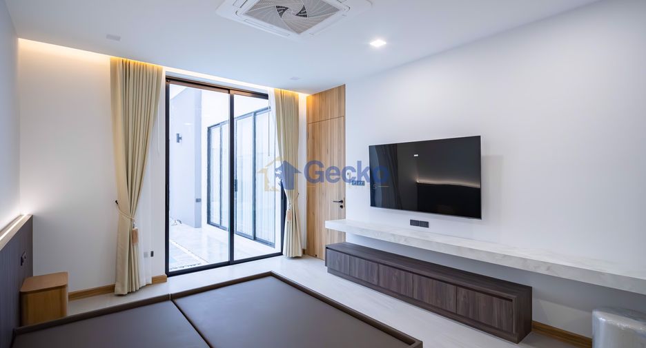 For sale 3 bedrooms house in East Pattaya, Pattaya