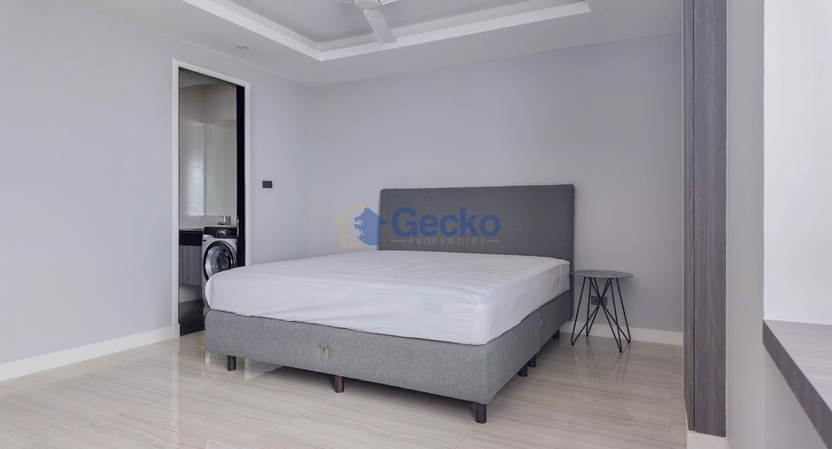For sale 2 bedrooms condo in Jomtien, Pattaya