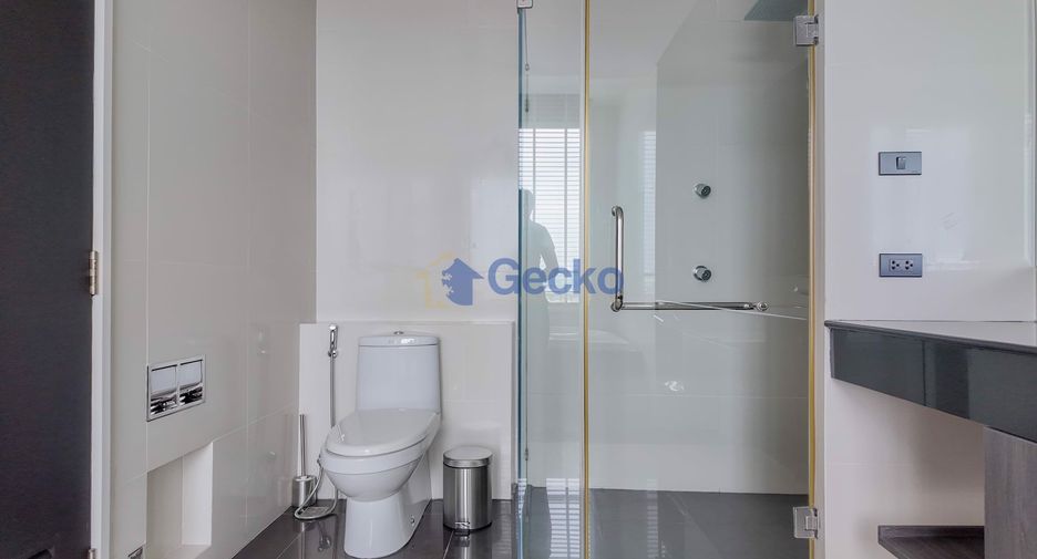 For sale 2 bedrooms condo in Jomtien, Pattaya