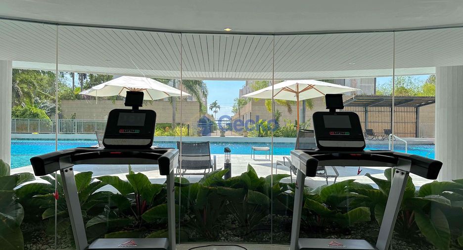 For sale 2 bedrooms condo in Jomtien, Pattaya