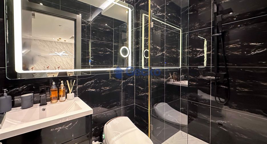 For sale 2 bedrooms condo in South Pattaya, Pattaya