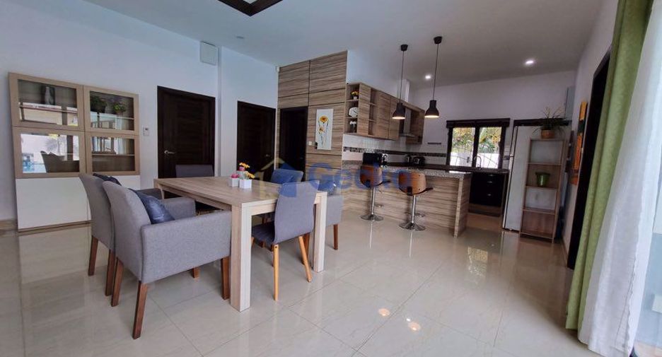 À vendre 3 chambres maison à Huay Yai, Pattaya