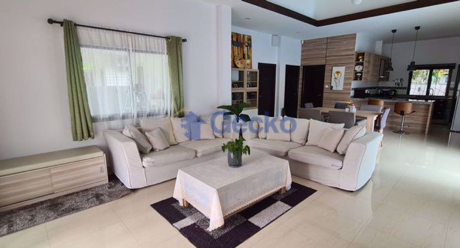 À vendre 3 chambres maison à Huay Yai, Pattaya