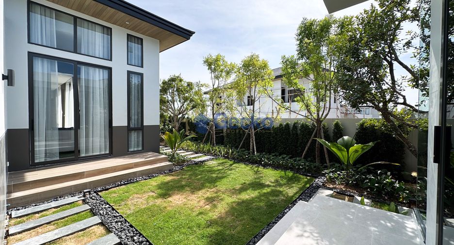 For sale 4 bedrooms house in Bang Lamung, Chonburi