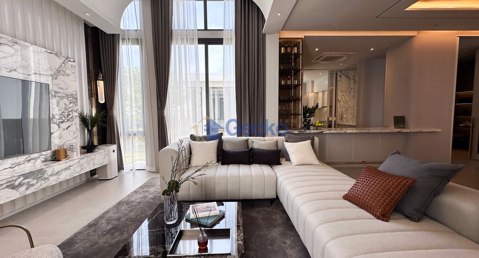 For sale 4 bedrooms house in Bang Lamung, Chonburi