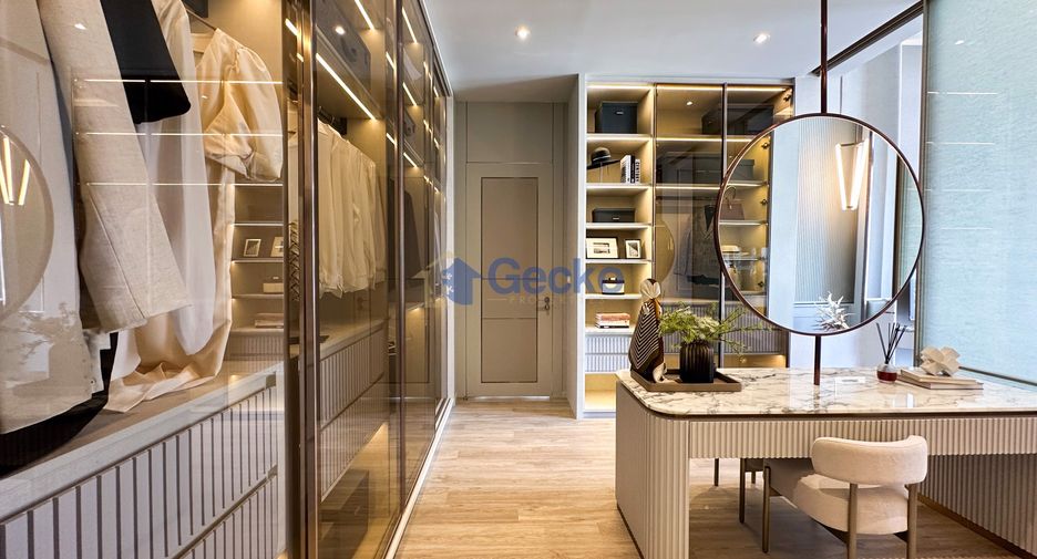 For sale 4 bedrooms house in Bang Lamung, Chonburi