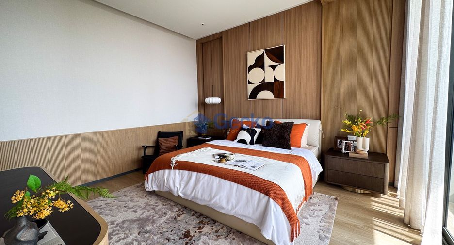 For sale 4 bedrooms house in East Pattaya, Pattaya