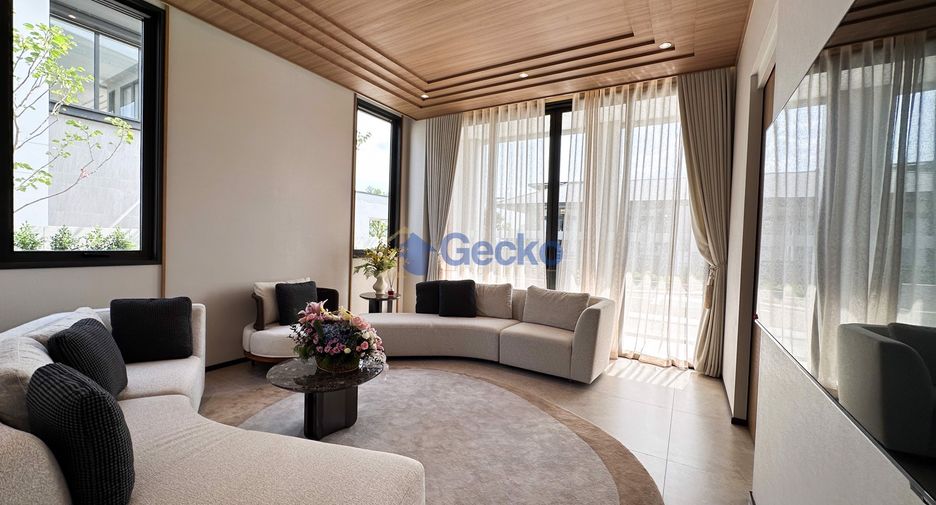 For sale 4 bedrooms house in East Pattaya, Pattaya