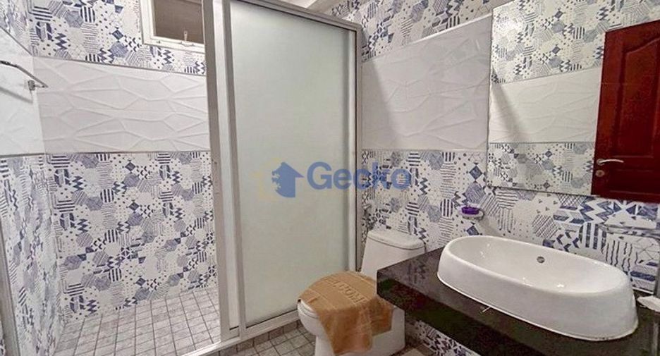 Продажа 4 спальни дом в Восточная Паттайя, Паттайя