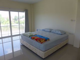 For rent and for sale 4 bedrooms house in Bang Lamung, Chonburi