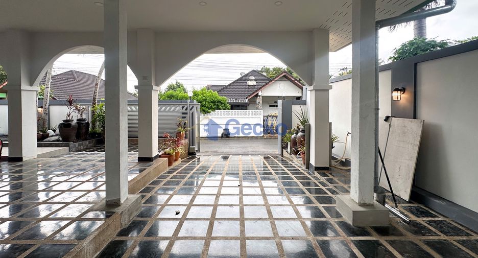 À louer et à vendre 3 chambres maison à East Pattaya, Pattaya