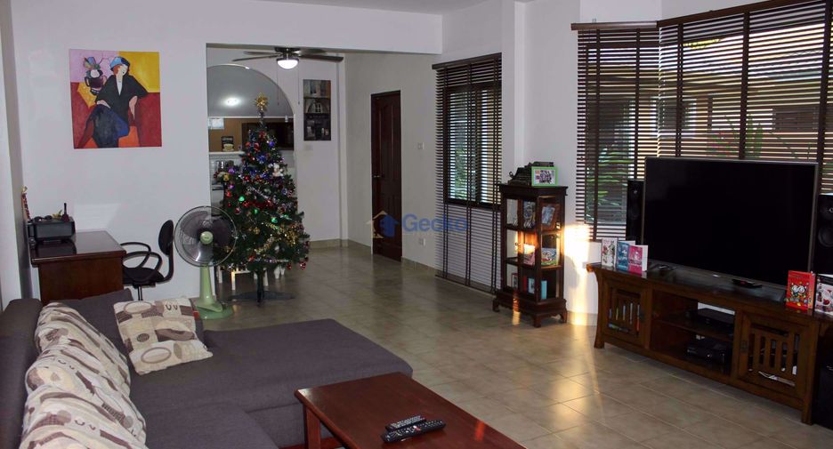 À vendre 4 chambres maison à East Pattaya, Pattaya