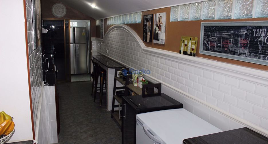 À vendre 4 chambres maison à East Pattaya, Pattaya