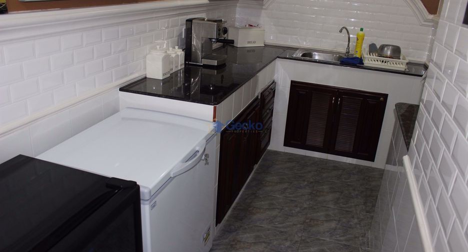 À vendre 4 chambres maison à East Pattaya, Pattaya