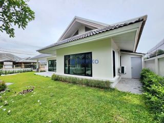 出售 3 卧室 独立屋 在 Bang Lamung, Chon Buri
