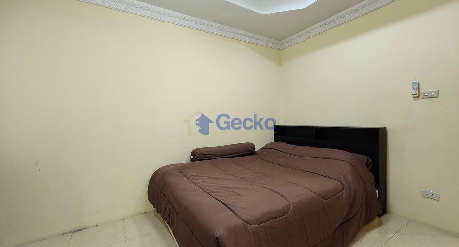 À louer et à vendre 4 chambres maison à East Pattaya, Pattaya