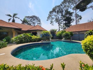 À louer et à vendre 4 chambres maison à Bang Lamung, Chonburi