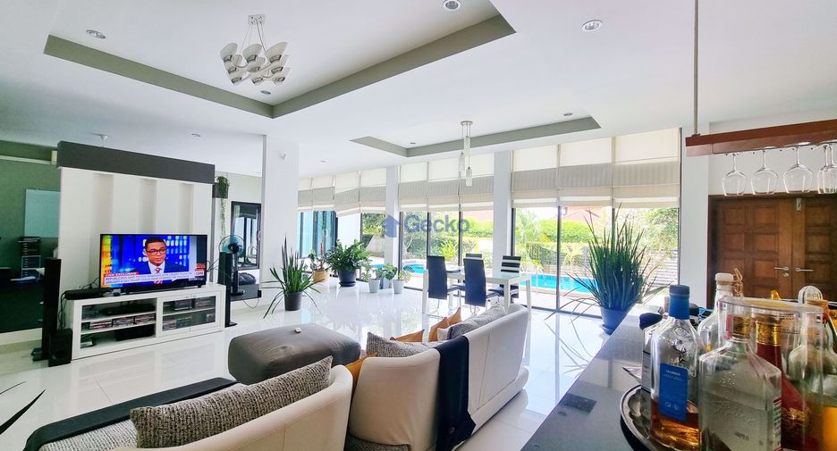For sale 3 bedrooms house in East Pattaya, Pattaya