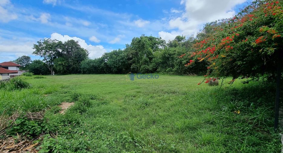 For sale 3 bedrooms house in East Pattaya, Pattaya