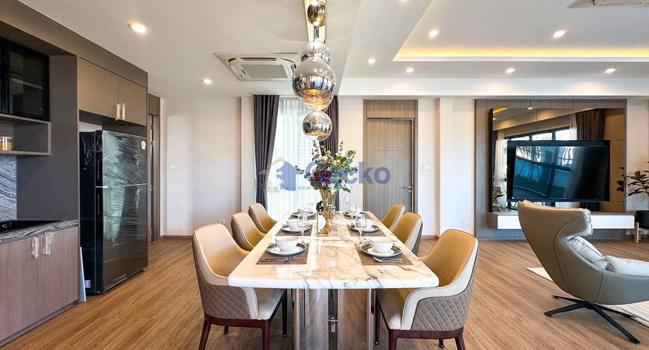 For sale 4 bedrooms house in Jomtien, Pattaya