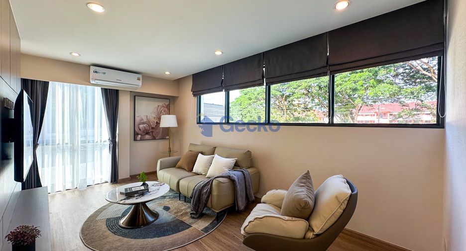 For sale 4 bedrooms house in Jomtien, Pattaya