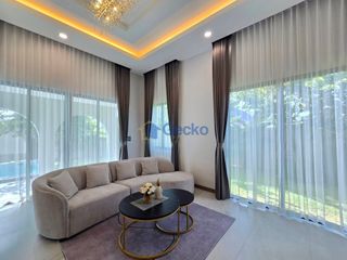 Haus zum Kauf mit 4 Zimmer in Bang Lamung, Chonburi