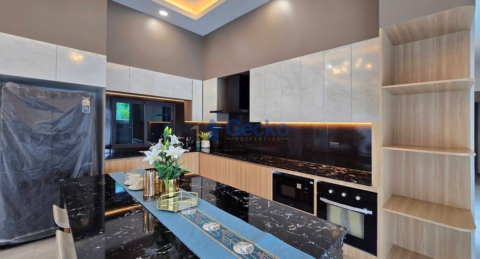 Casa en venta de 4 habitaciones en East Pattaya, Pattaya
