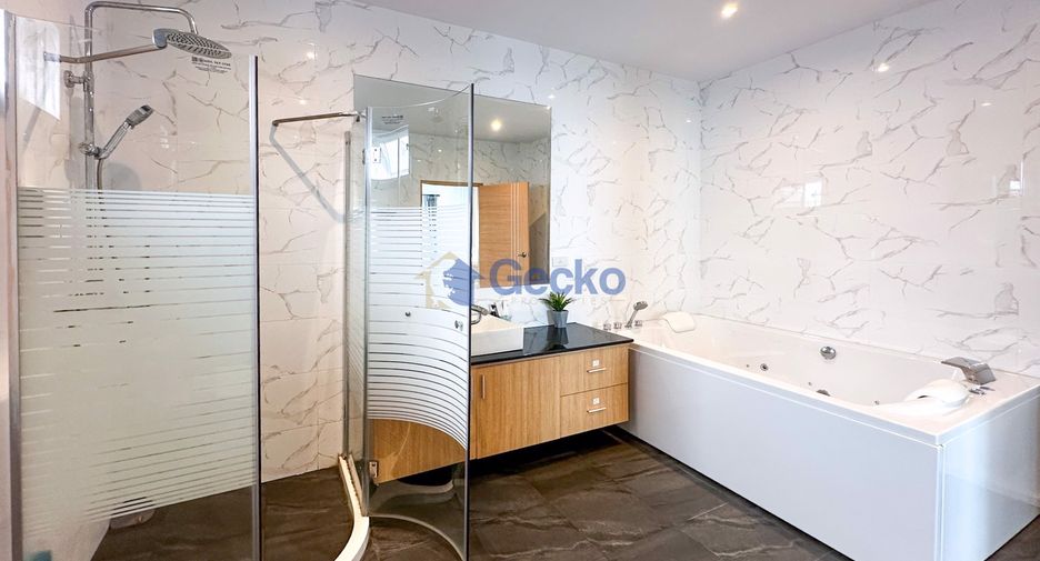Casa en venta de 4 habitaciones en South Pattaya, Pattaya