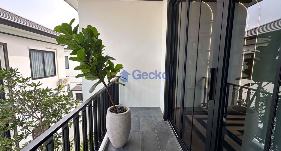 For sale 4 ベッドルーム house in Bang Lamung, Chonburi