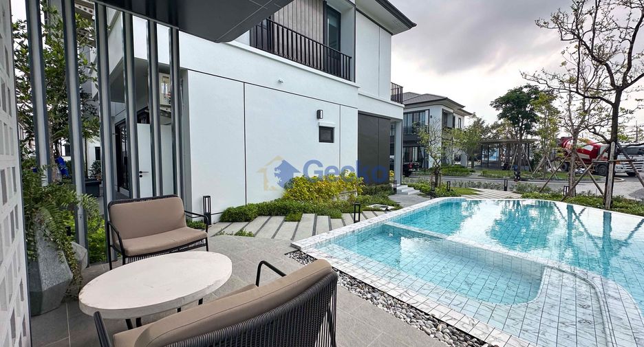 For sale 4 ベッドルーム house in Bang Lamung, Chonburi