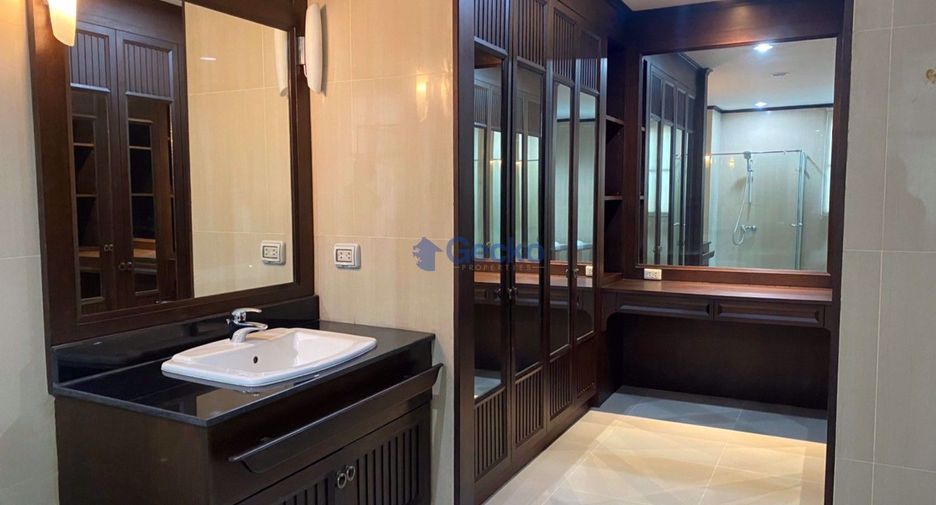 Condo en alquiler y en venta de 2 habitaciones en Central Pattaya, Pattaya