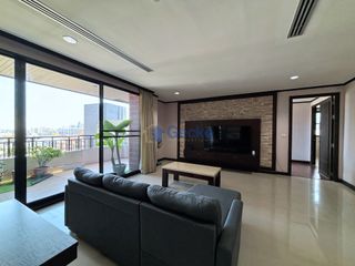 For rent そして for sale 2 ベッドルーム condo in Bang Lamung, Chonburi