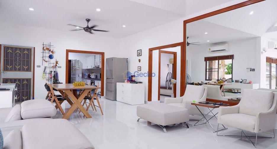 Haus zum Kauf mit 3 Zimmer in Bang Lamung, Chonburi