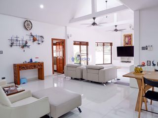 Haus zum Kauf mit 3 Zimmer in Bang Lamung, Chonburi