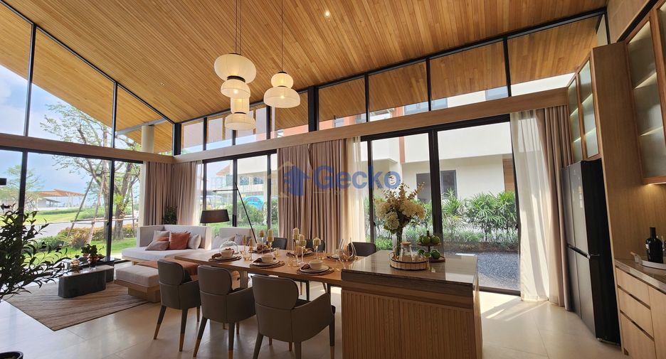 For sale 3 bedrooms house in East Pattaya, Pattaya