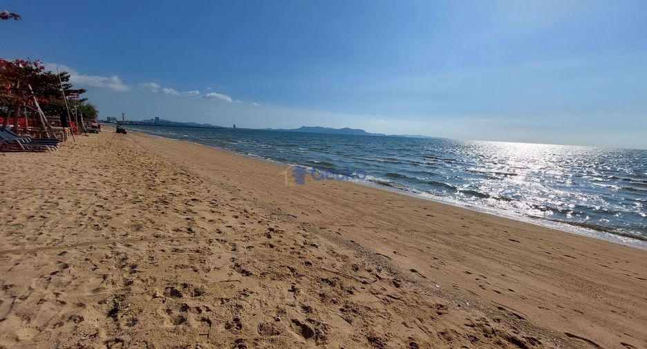 For rent 2 bedrooms condo in Sattahip, Chonburi