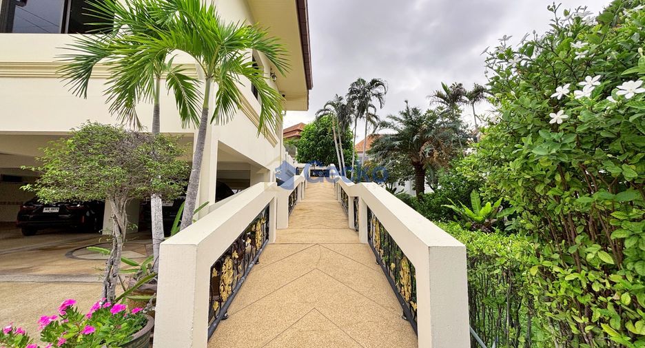 Haus zum Kauf mit 4 Zimmer in East Pattaya, Pattaya