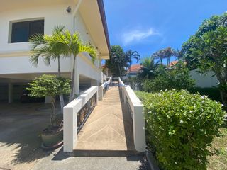 Haus zum Kauf mit 4 Zimmer in Bang Lamung, Chonburi