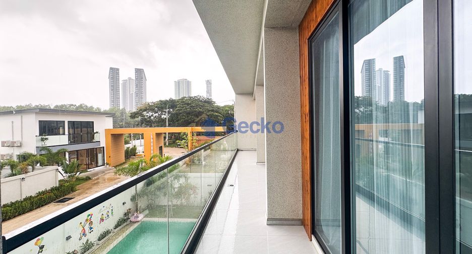 For sale 4 bedrooms house in Jomtien, Pattaya